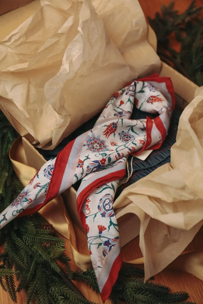 *NEW* Lale Silk Scarf - Image 11